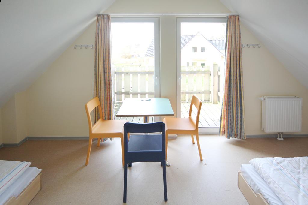 DJH Jugendherberge Stralsund Exterior foto